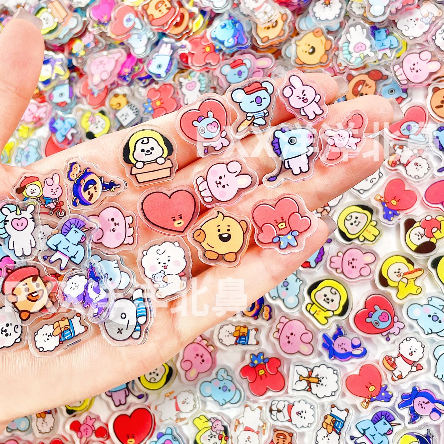 100pcs BT21 BTS single-layer 2 - Cosplay Prop Diy 评论和价格